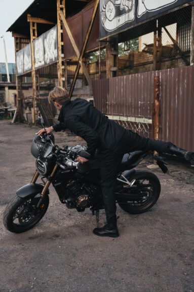 M65 WP JACKET BLACK - Slim-Fit Waterproof Motorcycle Jacket - Vox Leather